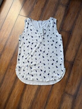 Small, Sleeveless White/Cream Nautical Print Tank Top